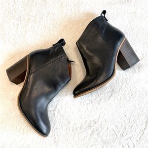 {BP} Black Ankle Booties